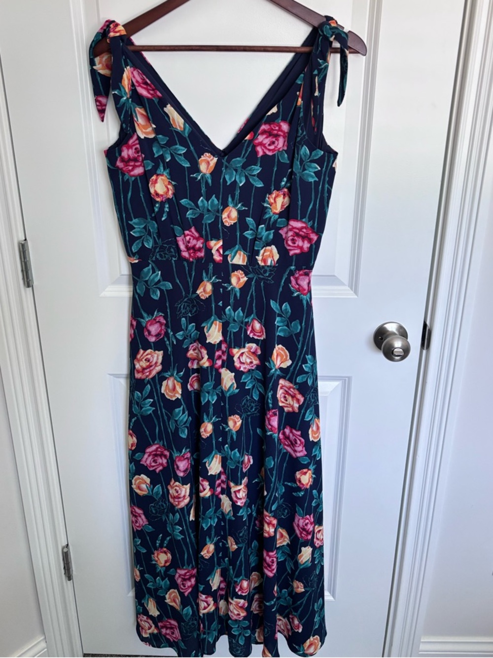 Betsy Johnson | Navy Floral Tie-Shoulder Maxi Dress